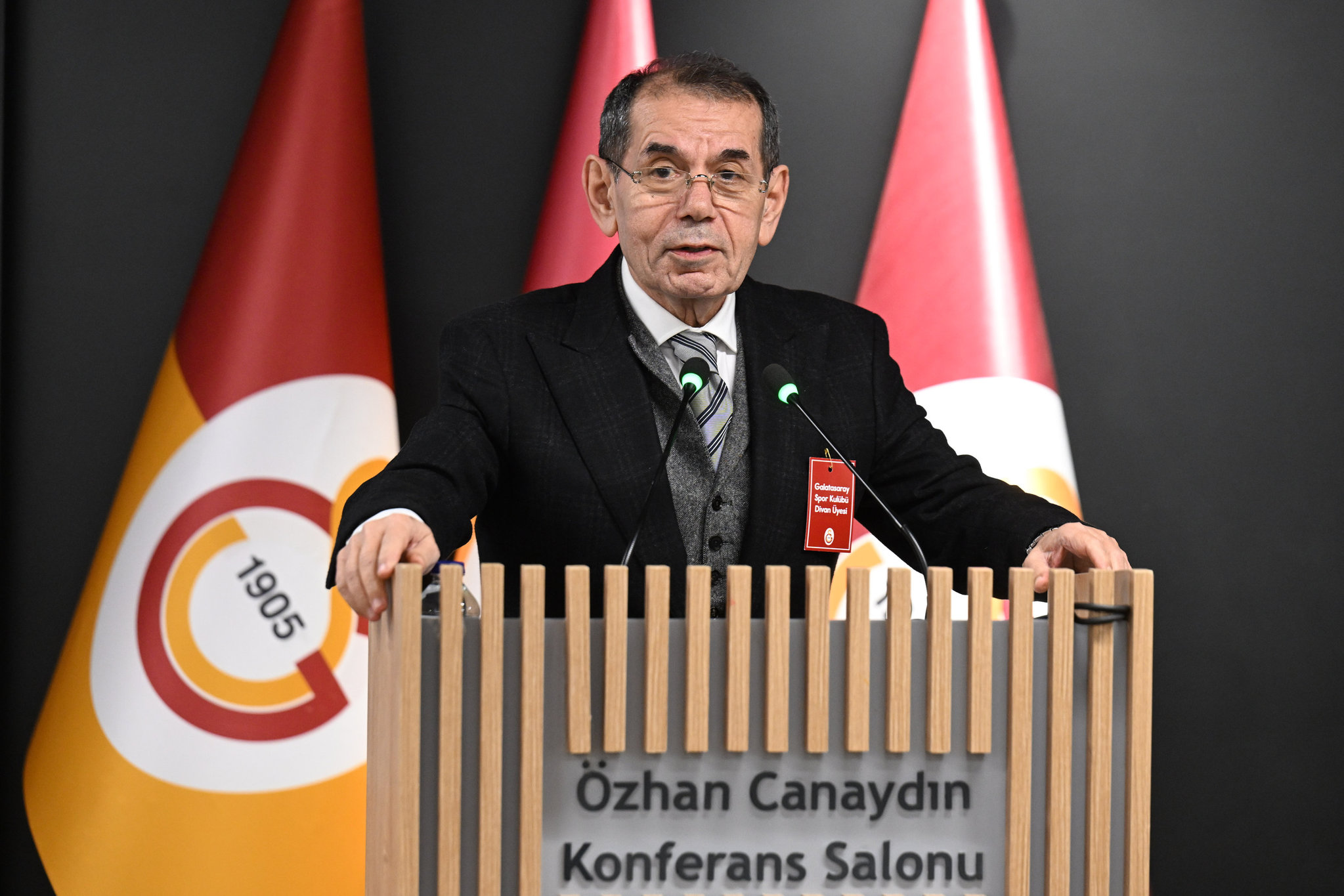 Galatasaray yıldız ismin transferini iptal etti!