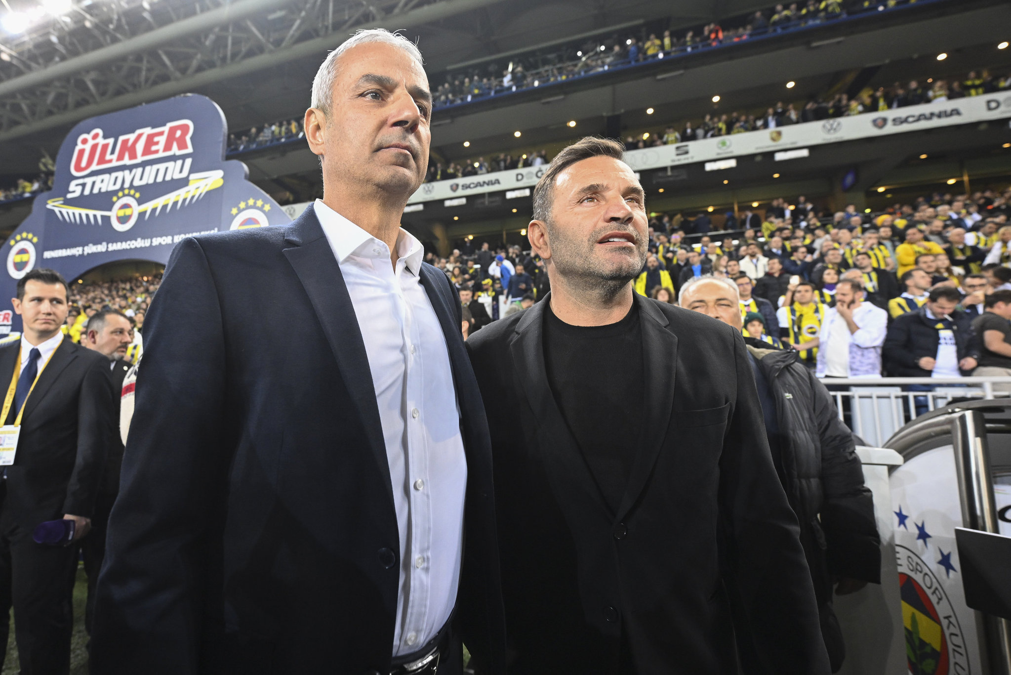 Fenerbahçe’den Galatasaray’a 60 milyon euro’luk çalım! Dev teklifi açıkladılar