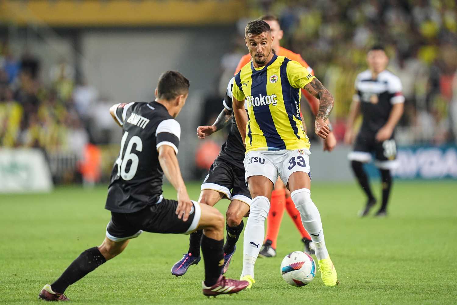 Galatasarayd’a Singo’nun alternatifi İsviçre’den! U23 kontenjanına uygun