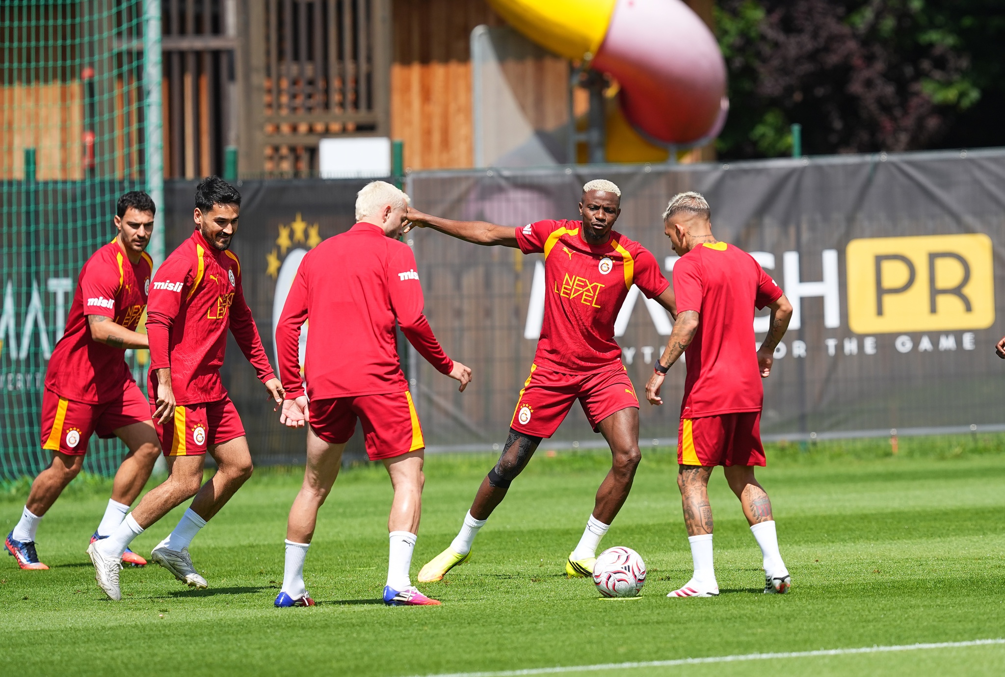 Transferdeki son gelişmeyi tek tek duyurdu: Bruno Fernandes Galatasaray’a gelmek istiyor!