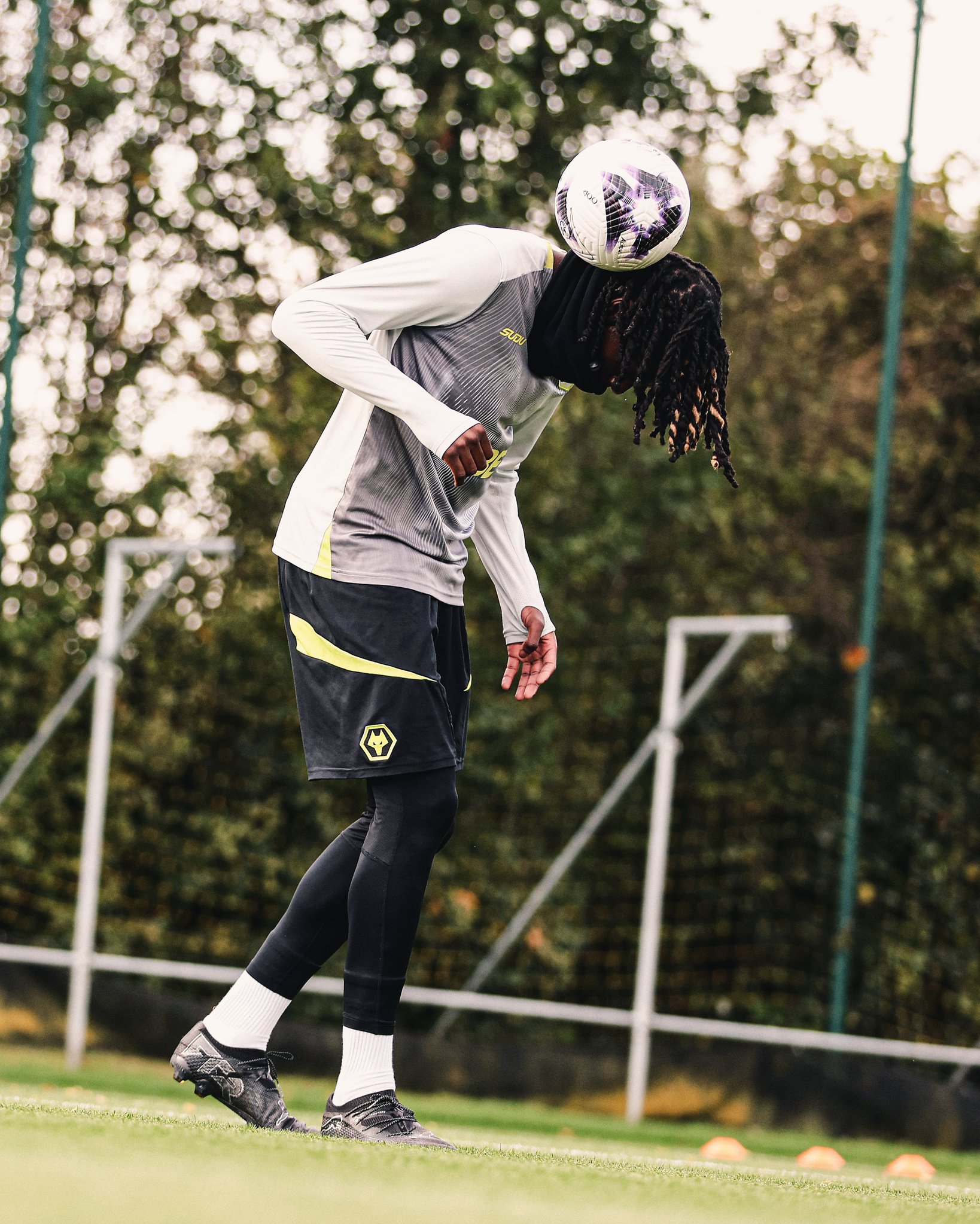 Galatasaray’a stoper transferinde sürpriz isim! Bastien Meupiyou...