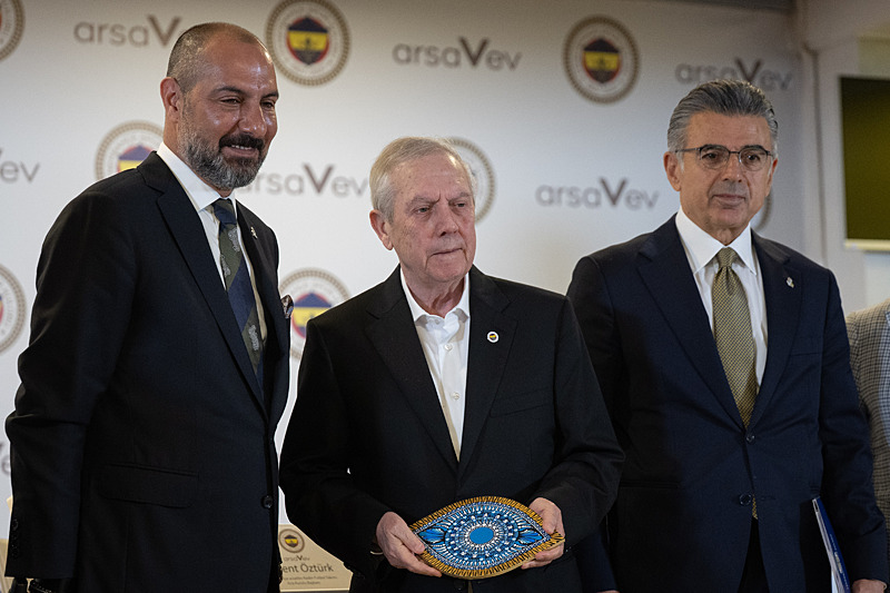 Fenerbahçe’den tarihi takas hamlesi! Süper Lig’in 2 yıldızı için...