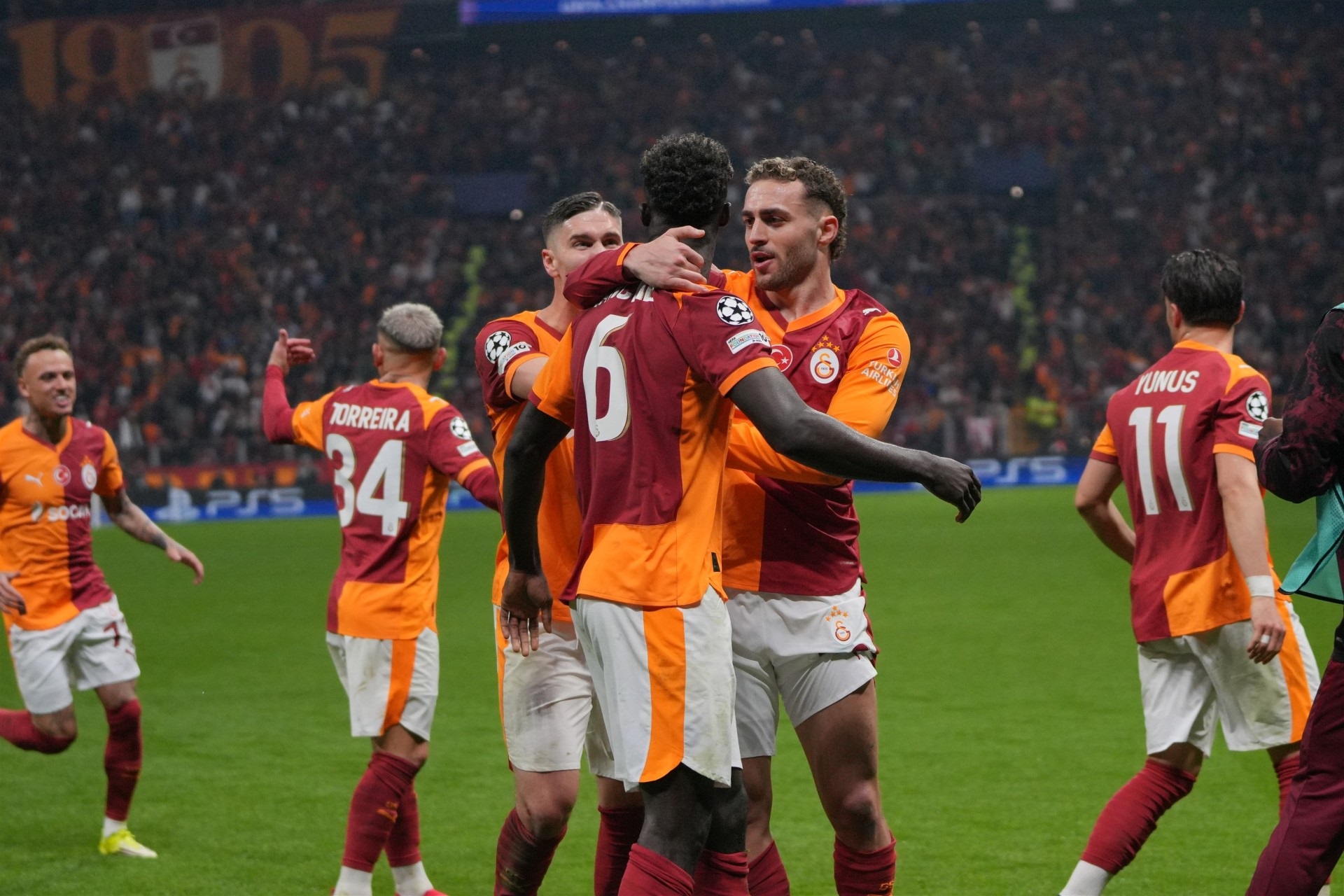 Galatasaray’ın yıldızı el yaktı! Avrupa devi transferden vazgeçti