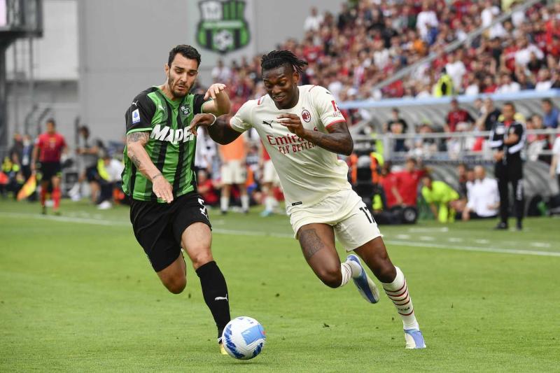 Milan’dan Leao için resmi açıklama! Fenerbahçe...