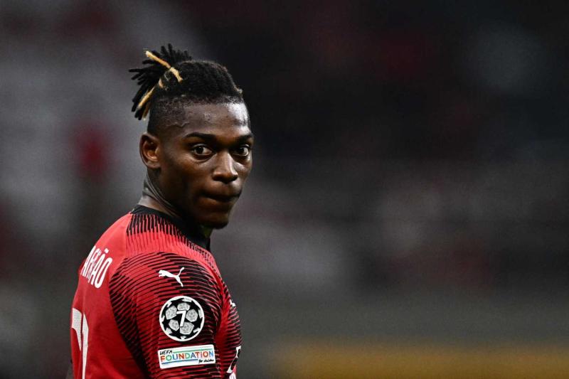Milan’dan Leao için resmi açıklama! Fenerbahçe...