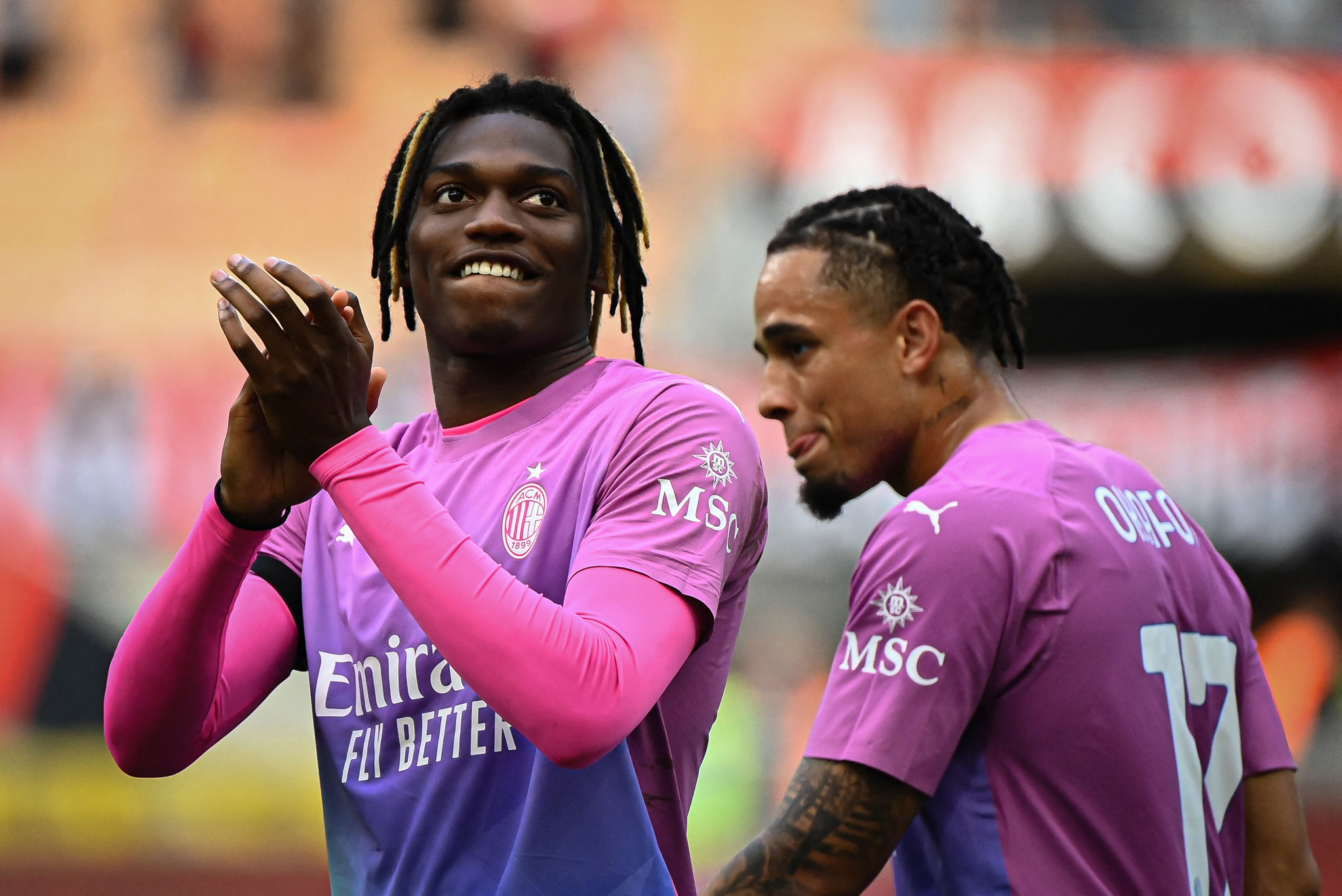 Fenerbahçe Leao için 2. teklifini hazırlıyor! Transferdeki flaş gelişmeyi İtalyanlar duyurdu