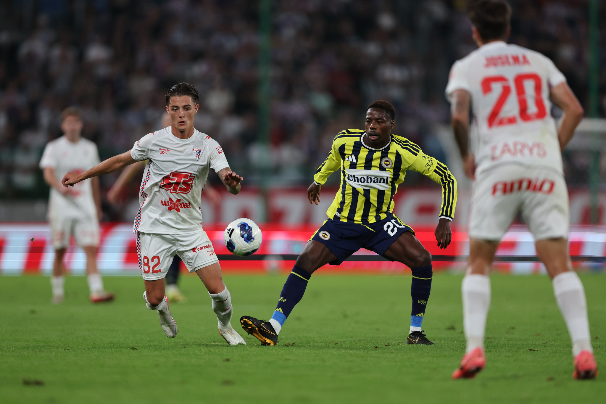 Fenerbahçe’de sürpriz ayrılık ihtimali! Devre arasında gelmişti