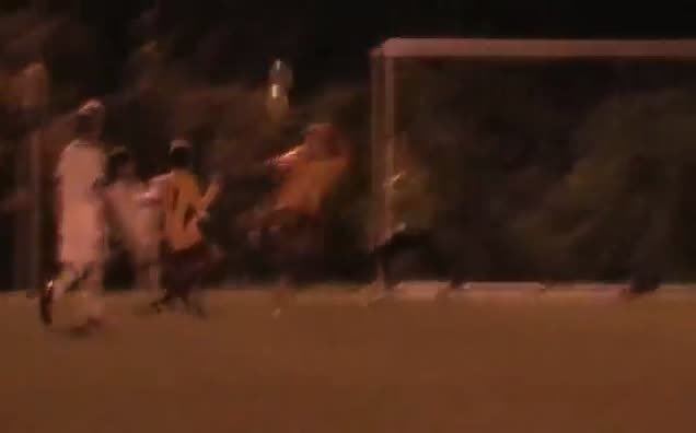 Salih Uçan'a 9 yaşında takım arkadaşı!