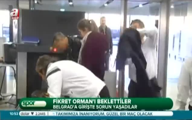 Beşiktaş başkanı Belgrad'a girişte sorun yaşadı