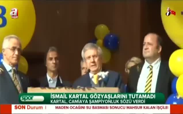 İsmail Kartal gözyaşlarını tutamadı