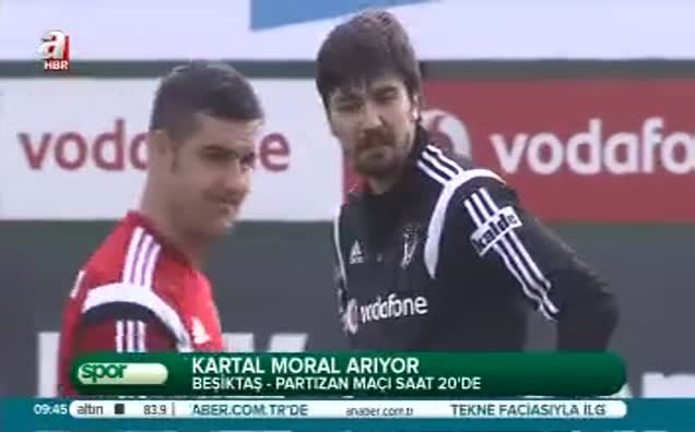 Kartal moral arıyor