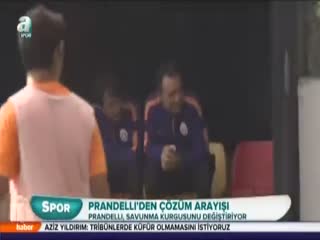 Prandelli, savunma kurgusunu değiştiriyor