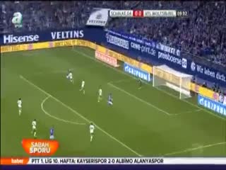 Schalke'ye ilk yarı yetti
