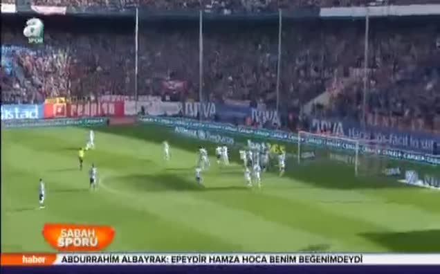 Arda Turan boş geçmedi