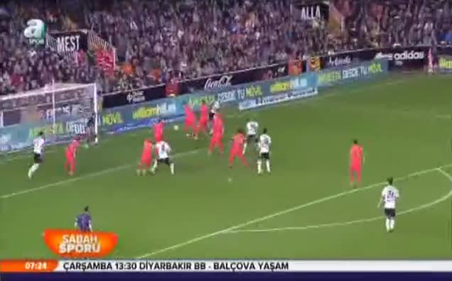 Barça 90+4'te güldü