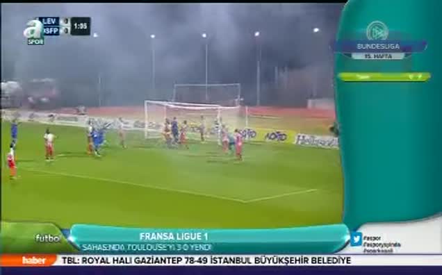 Olympiakos 90'da güldü