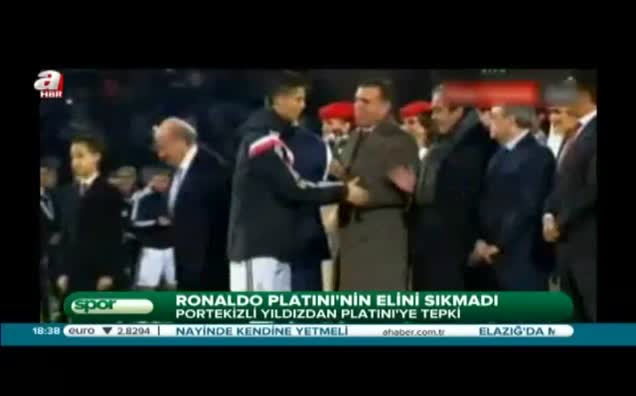 Ronaldo'dan Platini'ye şok hareket!