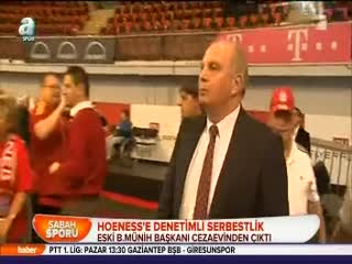 Eski B.Münih başkanı cezaevinden çıktı