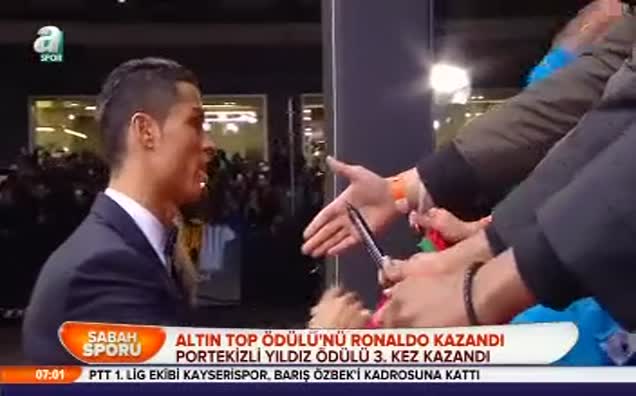 Altın Top Ödülü'nü Ronaldo kazandı