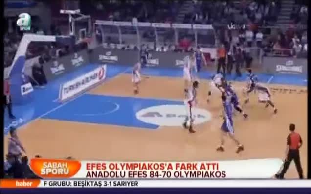 Efes Olympiakos'a fark attı