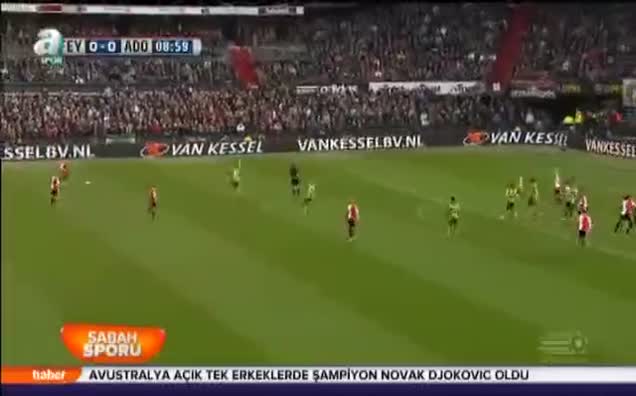 Feyenoord zor da olsa kazandı
