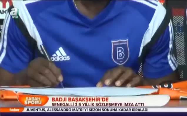 "Gelmemi Moussa Sow tavsiye etti"