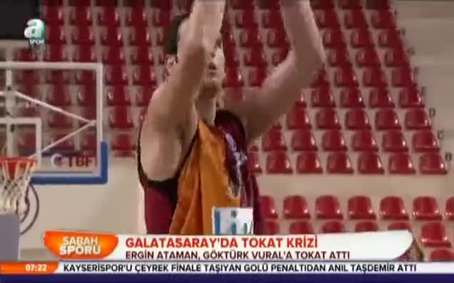 Ataman'dan genç oyuncusuna tokat