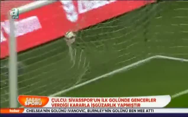 "Yardımcı hakem işgüzarlık yaptı"