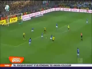 Ruhr Derbisi Dortmund'un