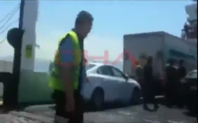 Emre ile taraftar kavgası kamerada
