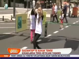 Gaziantep'te sokak tenisi
