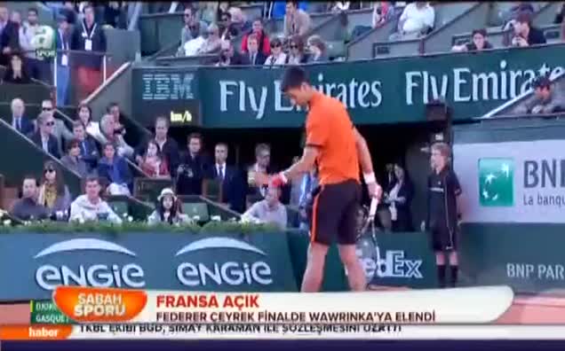 Roger Federer elendi