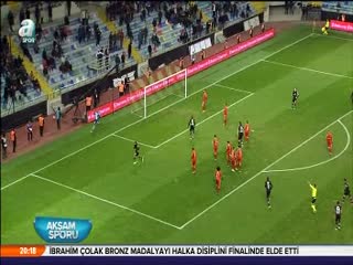Beşiktaş Demba Ba'nın cevabını bekliyor!