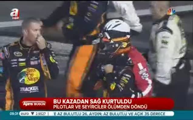 17 yarış arabası birbirine girdi