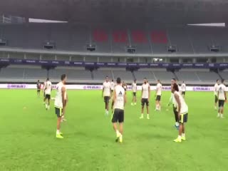 Genç kızların sevgilisi Ronaldo