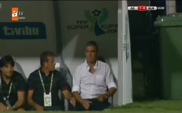 Hamza Hamzaoğlu çok sinirlendi!
