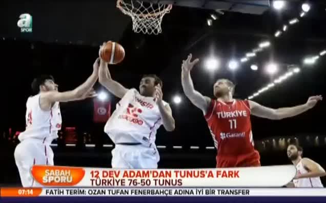 12 Dev Adam'dan Tunus'a fark