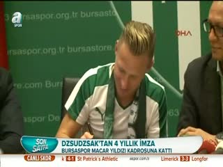 Dzsudzsak imzayı attı!