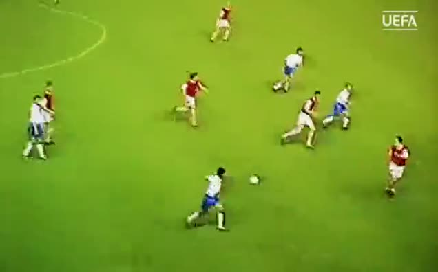 Orta sahadan atılan en güzel 5 gol!