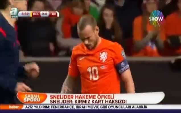 Sneıjder hakeme öfkeli