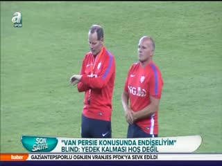 Blind: Van Persie için endişeliyiz