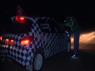 Gece rallisi nefes kesti