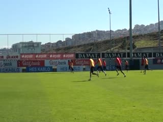 Trabzon antrenmanında gergin anlar