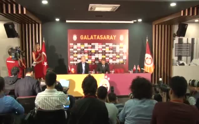 Özbek’ten Mustafa Denizli’ye tam destek