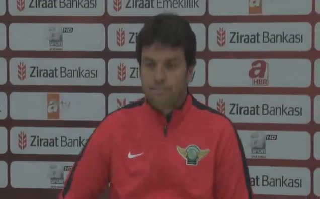 Akhisar Belediyespor gruplara kaldı