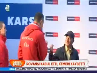 Rövanşı kabul etti, kemeri kaybetti