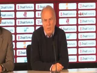 Mustafa Denizli'den transfer müjdesi