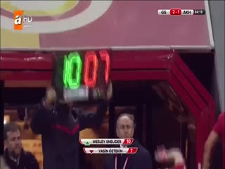 Koray Günter'in bu vuruşu sosyal medyayı salladı