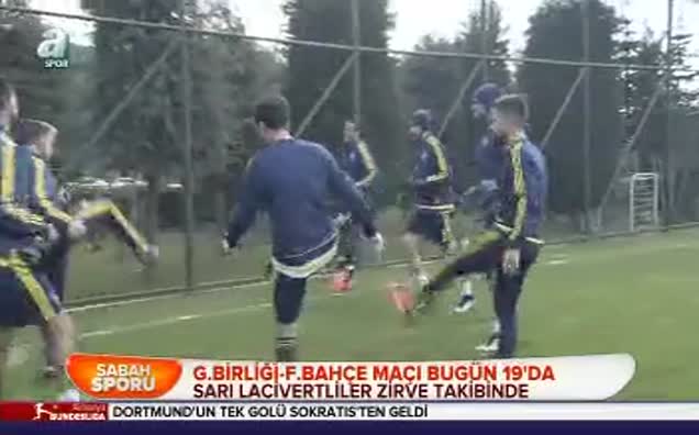 Sarı lacivertliler zirve takibinde