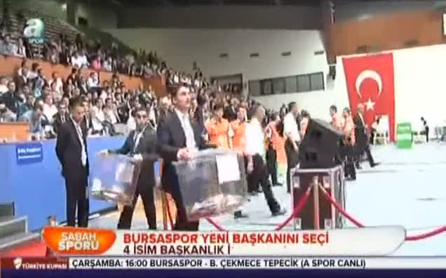 Bursaspor yeni başkanını bugün seçecek. Kongrede 4 başkan adayı yarışacak.